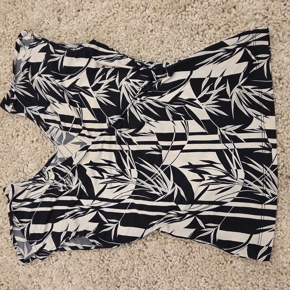 BCBGMaxAzria Top Size S - Picture 1 of 8